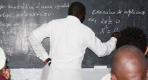 MEC anuncia contratação de 2.325 professores para este ano lectivo