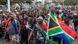 “Alerta sobre violência contra imigrantes na África do Sul tem de vir da SADC e União Africana”